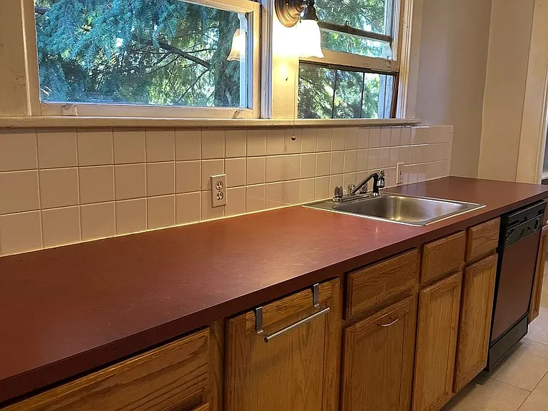 1816 SE Morrison St #1816 — Photo 3