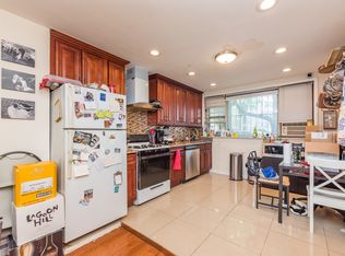 36-31 29th St #1B, Astoria, NY 11106