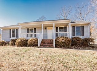 5735 Quinton Estates Dr, Quinton, VA 23141