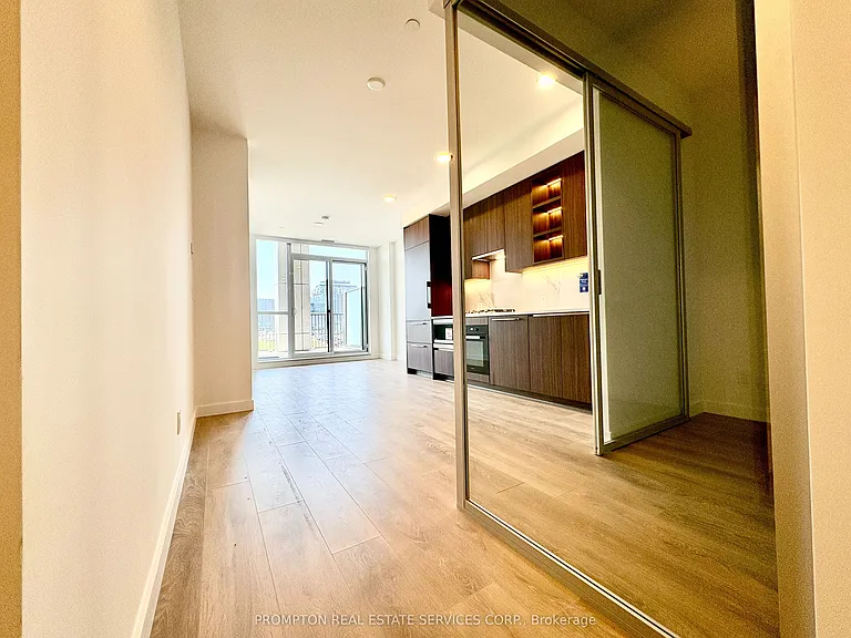 75 Billes Hts #216 — Photo 4