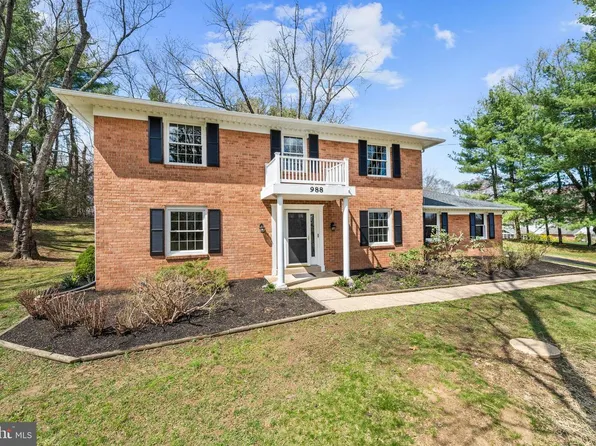 988 Sharpless Rd, Hockessin, DE 19707