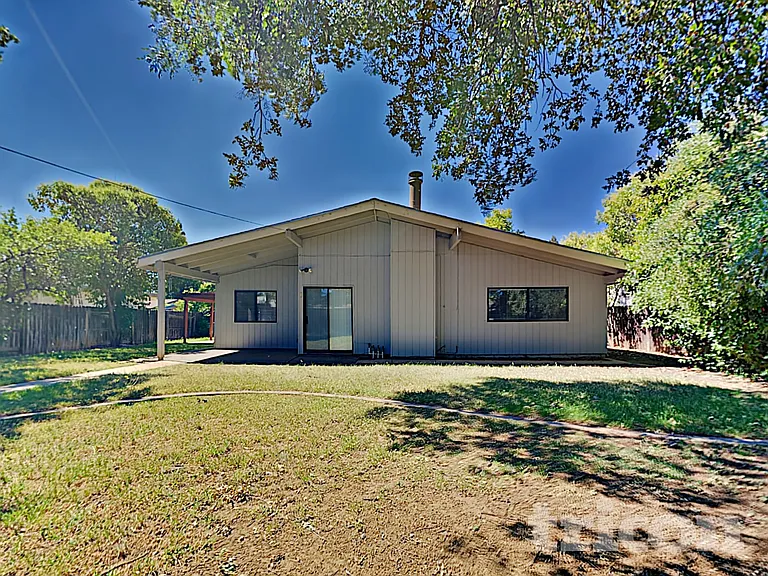 8827 Kelsey Dr — Photo 12