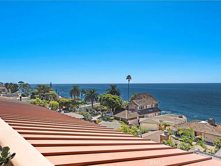 2037 S Coast Hwy #12 — Photo 31