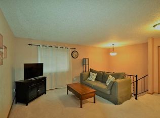 633 N 35th St, Bismarck, ND 58501