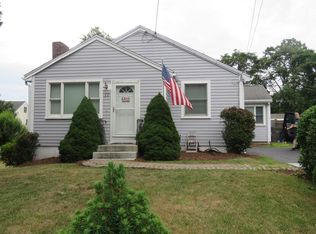 17 Rockland House Rd, Hull, MA 02045