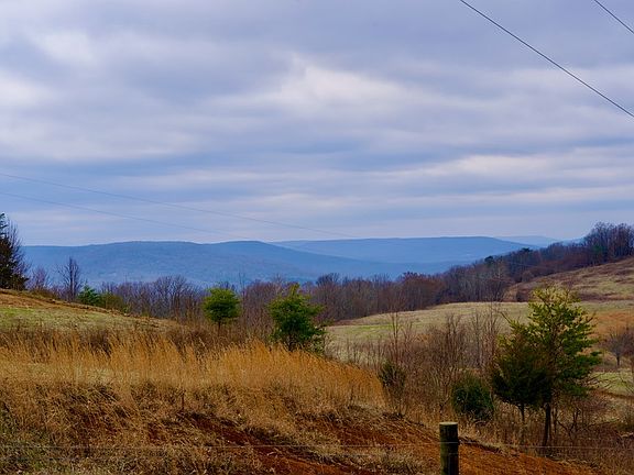 5th image of 1372AC Madewell Rd