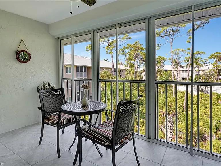 3062 Sandpiper Bay Cir #K302 — Photo 22