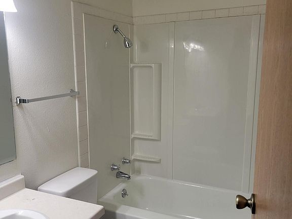 4th image of 1926 18th Ave S #14