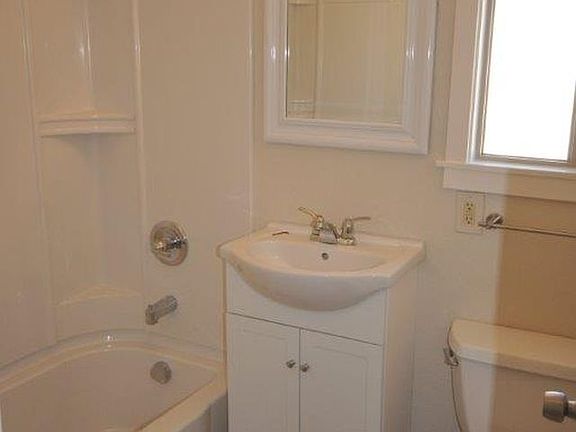 3rd image of 1901 Portola Dr APT 10