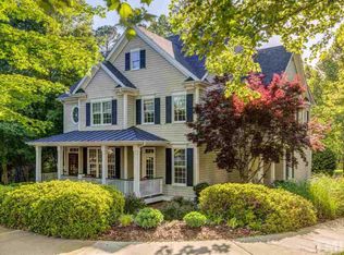 200 Elmcrest Dr, Holly Springs, NC 27540