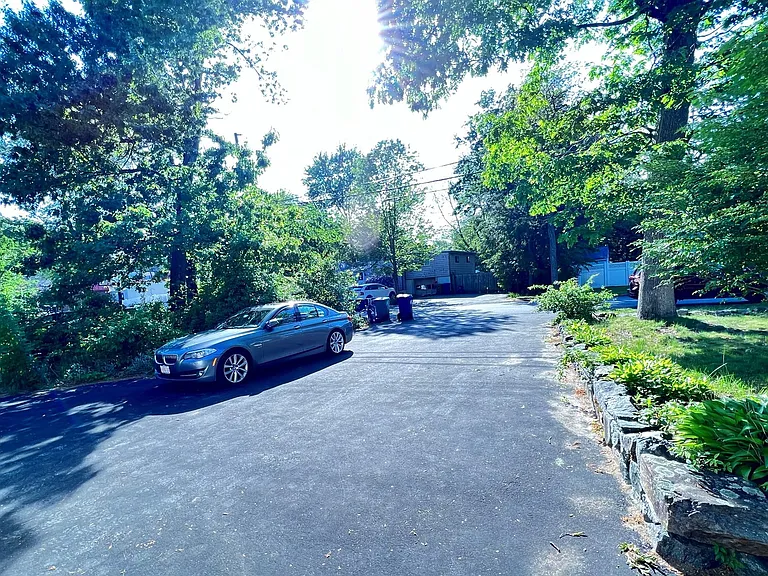 5 Kinney Ave — Photo 30