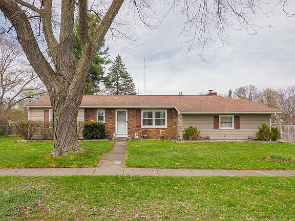 2nd image of 1728 Carlsbrook Ln