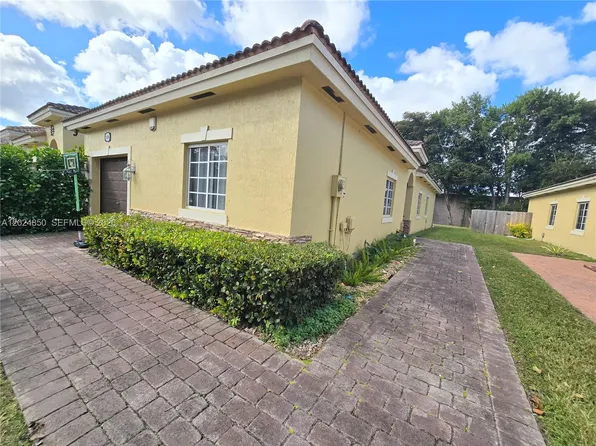 1236 NE 32nd Ave, Homestead, FL 33033