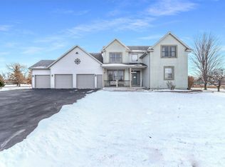 9875 Amber Dr, Marshfield, WI 54449