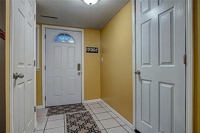 1st image of 11818 Fremont Ave