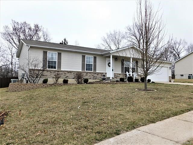 12 Stonegate Dr.