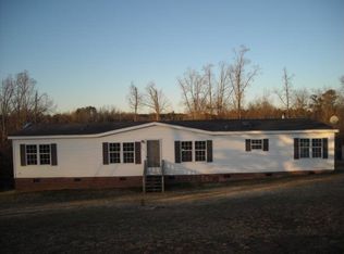 273 Foxfire Dr, Henderson, NC 27537