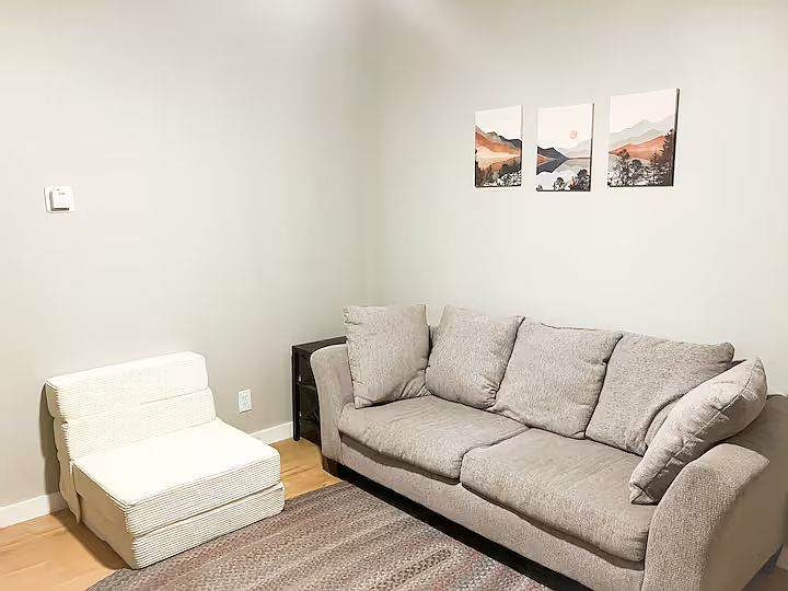 1st image of 5 Lincoln Ave Unit 1