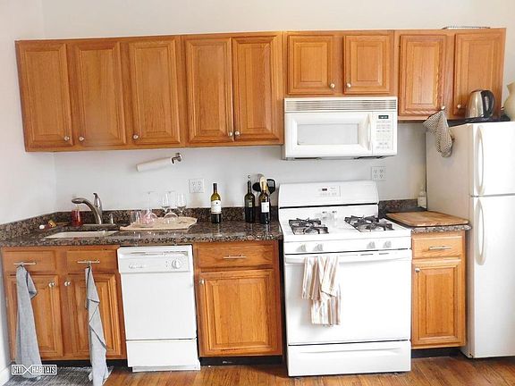 2nd image of 767 9th Ave APT 3S