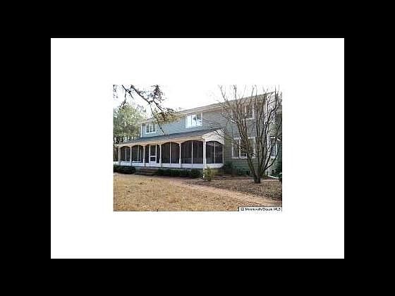 1st image of 165 Oak Ave