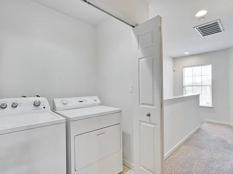 3013 Goodacre Ct — Photo 25