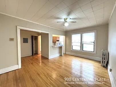 Building Photo - 900 Centennial Pl #3