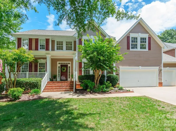 10009 Devonshire Dr, Huntersville, NC 28078