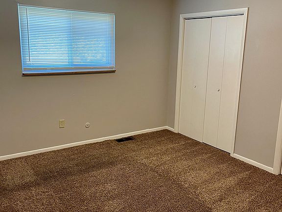5th image of 210 Grace St #212