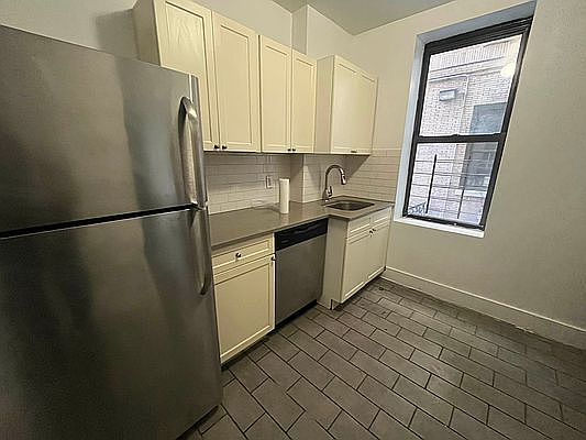 1st image of 127 W 141st St APT 14