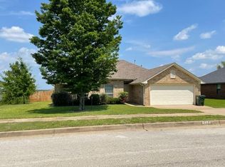 8404 Stonebridge Way, Tyler, TX 75703