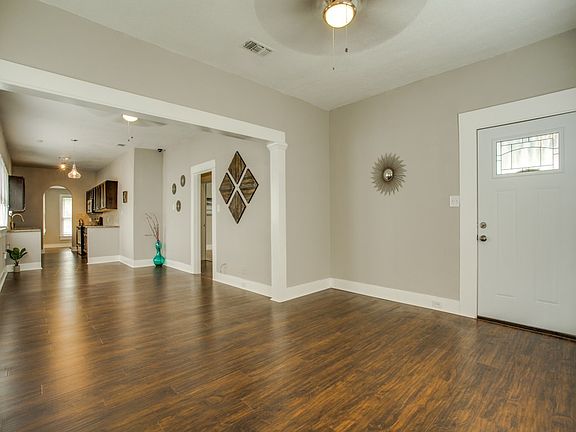 5th image of 1027 W Kings Hwy