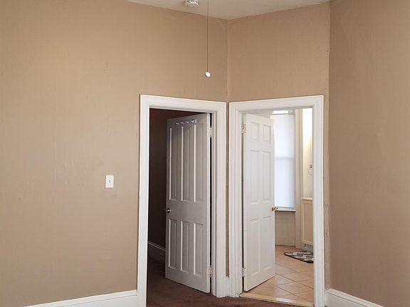 5th image of 44 Park St