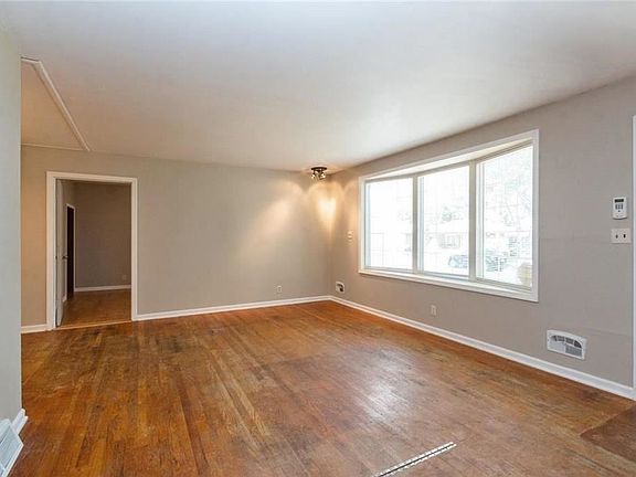 5th image of 8400 Cherry St