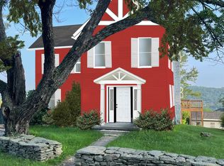 434 Mountain Rd, Shavertown, PA 18708