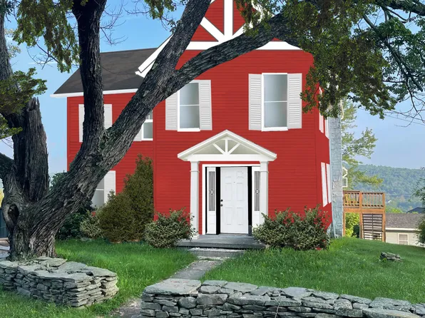 434 Mountain Rd, Shavertown, PA 18708