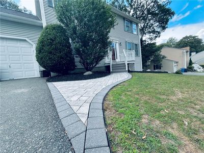20 Canton Ct, Cranston, RI, 02921