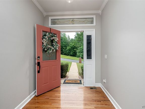 5th image of 4434 Plumtree Ln