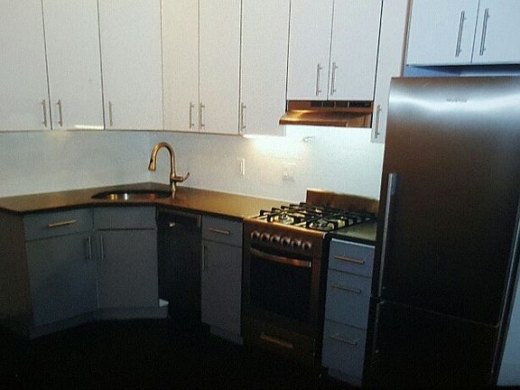 3rd image of 81 Clifton Pl APT 03H