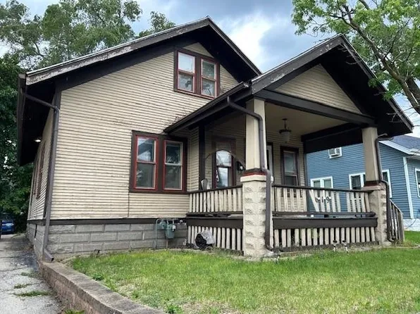 619 Auburn St, Rockford, IL 61103