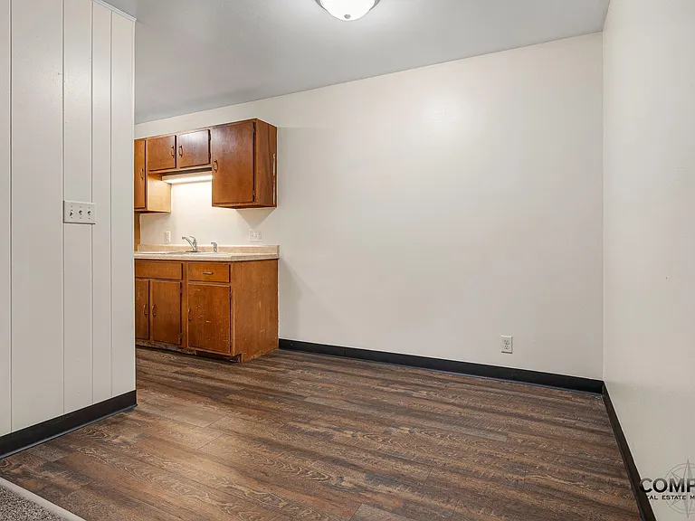 417 Washington St Apartments — Photo 4