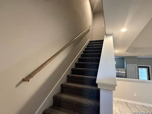 3 bed, 2.5 bath, 1362 sqft, $1,750 — Photo 4