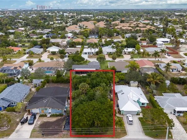 63 9th ST, BONITA SPRINGS, FL 34134