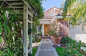 2nd image of 1948 Vineyard Ave