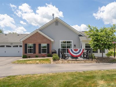 202 Spring Valley Dr, Zelienople, PA, 16063