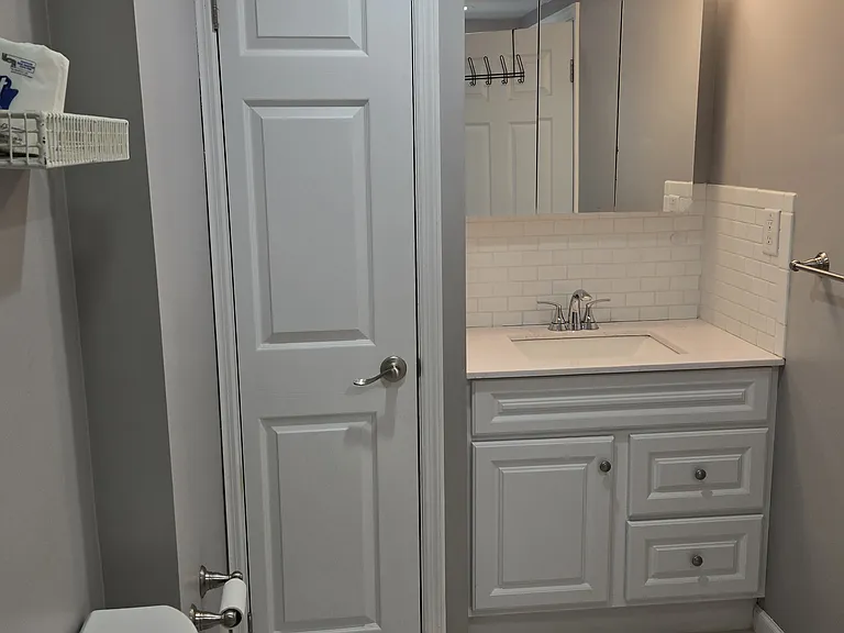 2480 RT9D #2 — Photo 2
