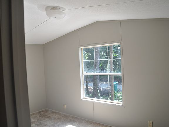 4th image of 30843 Susie Cir N