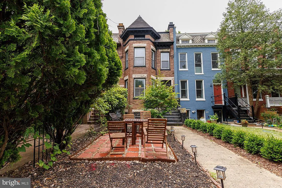 1 bed, 1.0 bath, 800 sqft, $2,195 — Photo 2