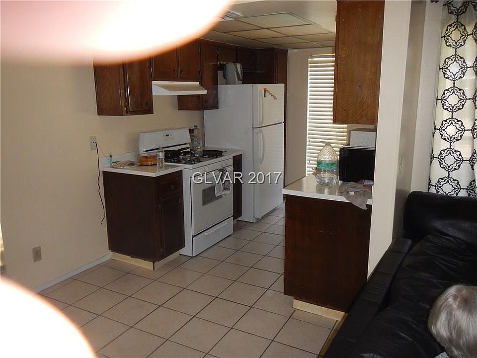 2nd image of 1405 Vegas Valley Dr APT 202