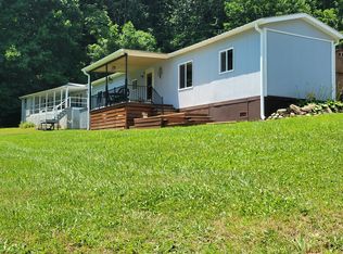 53 Lookout Ln, Waynesville, NC 28785