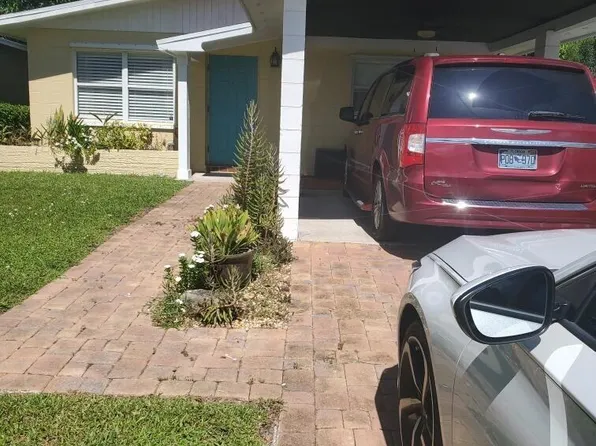 2106 Avenue G, Fort Pierce, FL 34950